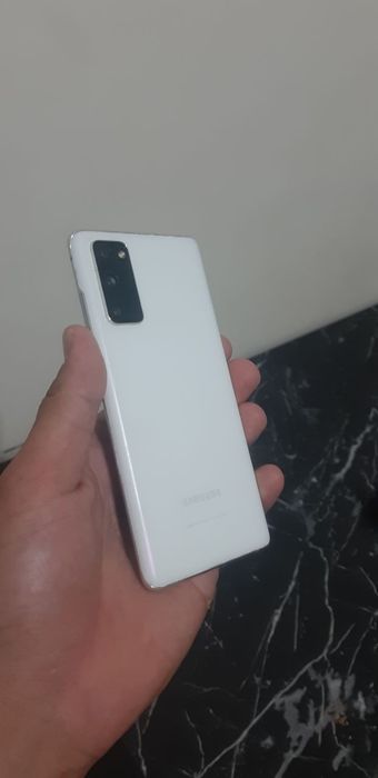 Samsung S20 fe 6/128