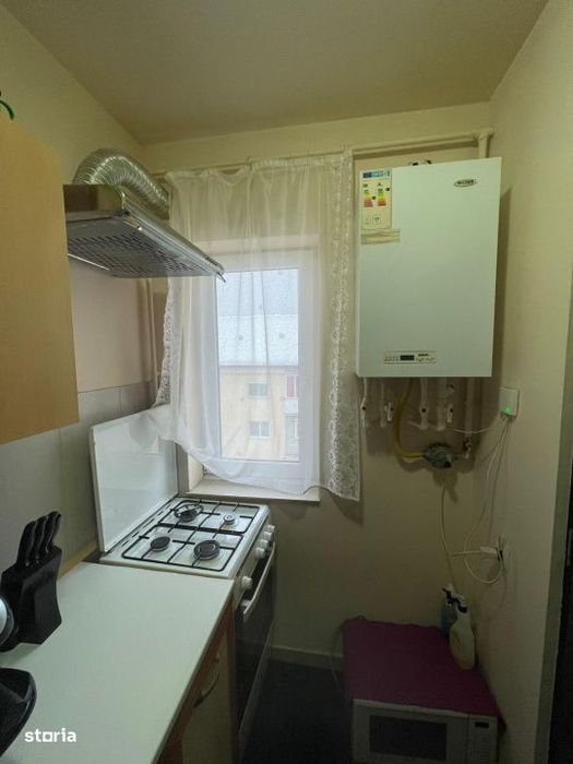 Garsoniera pe doua nivele, 38 mp, zona Tepes