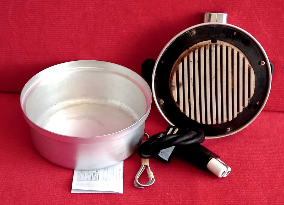 Пържолник.Винтидж от едно време.Отлично работи.