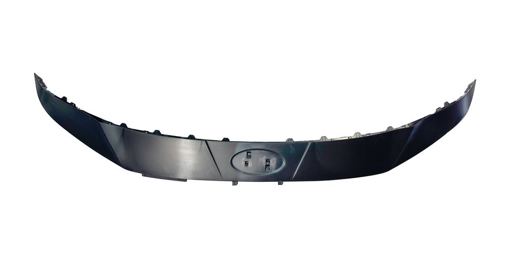 Накладка решетки радиатора верхняя Hyundai Elantra CN7 с 2023 г