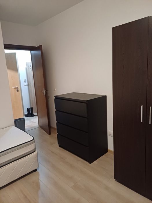 Давам под наем двустаен