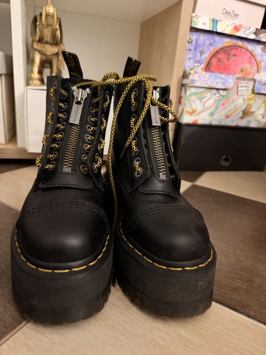 Bocanci Dr. Martens
