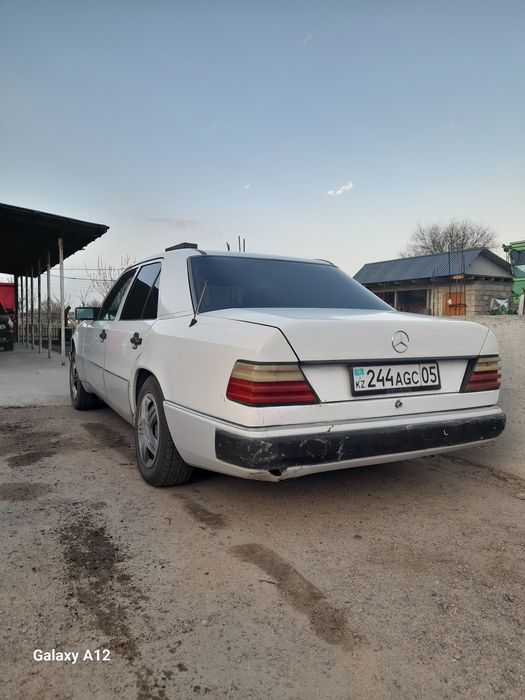 Mercedes-benz w124