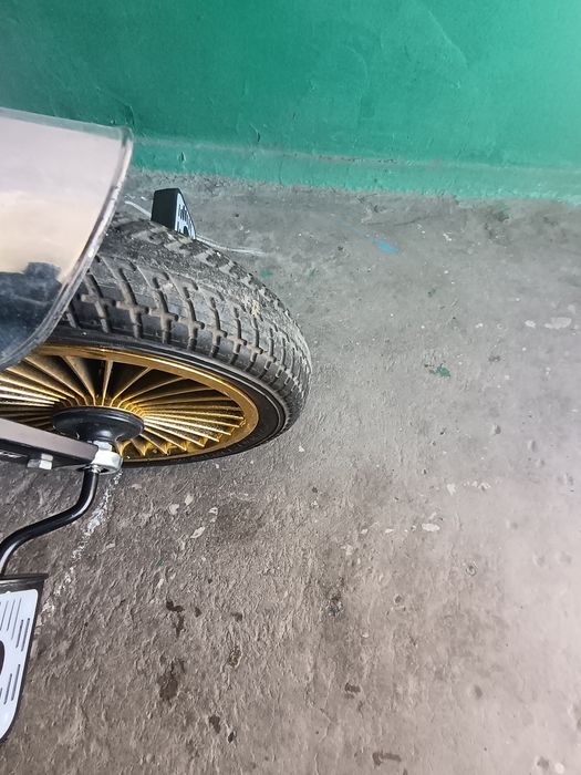 Продается велосипед 3х колесный