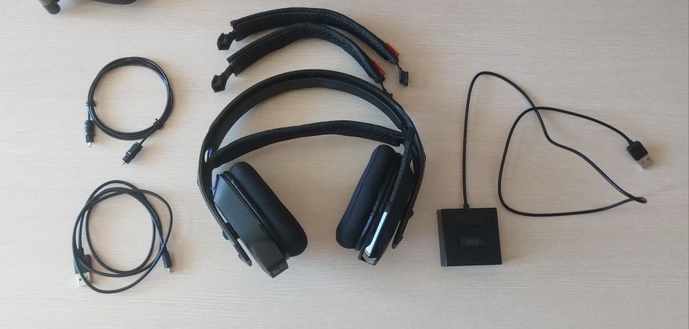Геймърски слушалки Plantronics RIG 800 HS