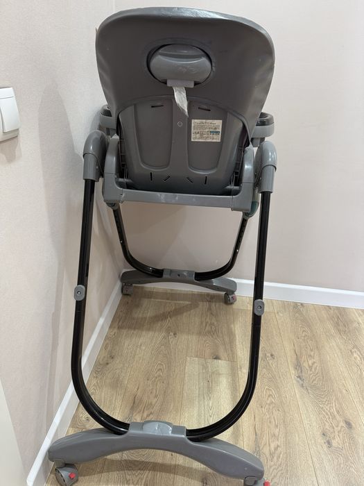 Продам стульчик для кормления