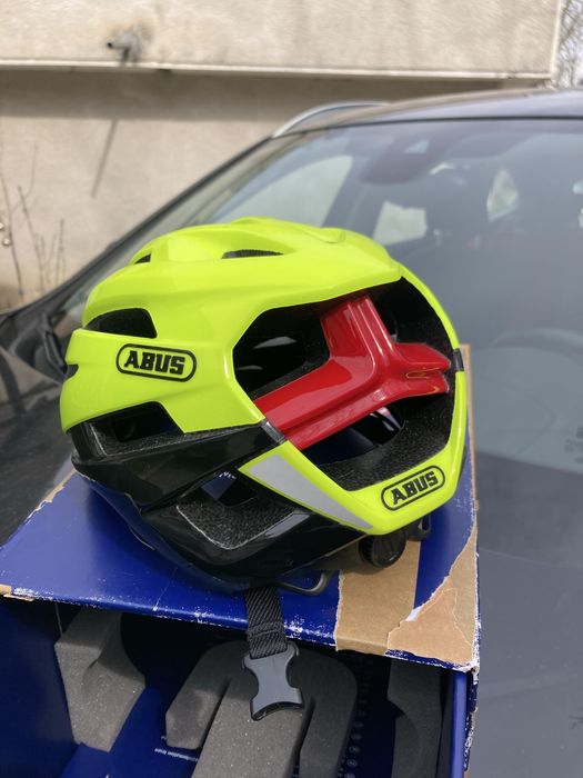 Каска колоездене