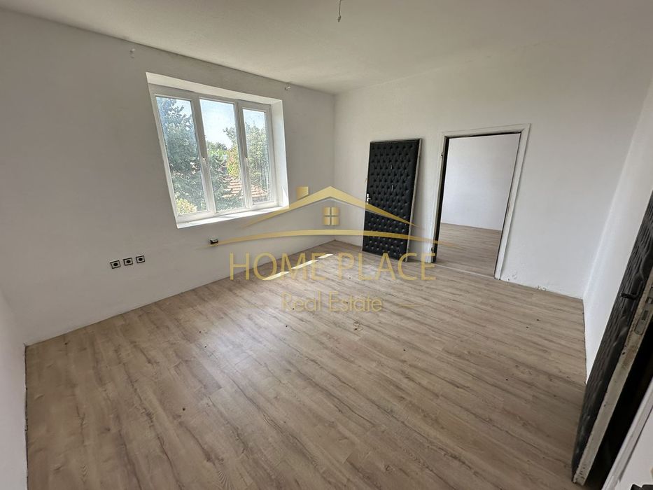 Продава се Етаж от къща в Варна, Галата - 230 кв.м за 748 €/кв.м - Снимка #3