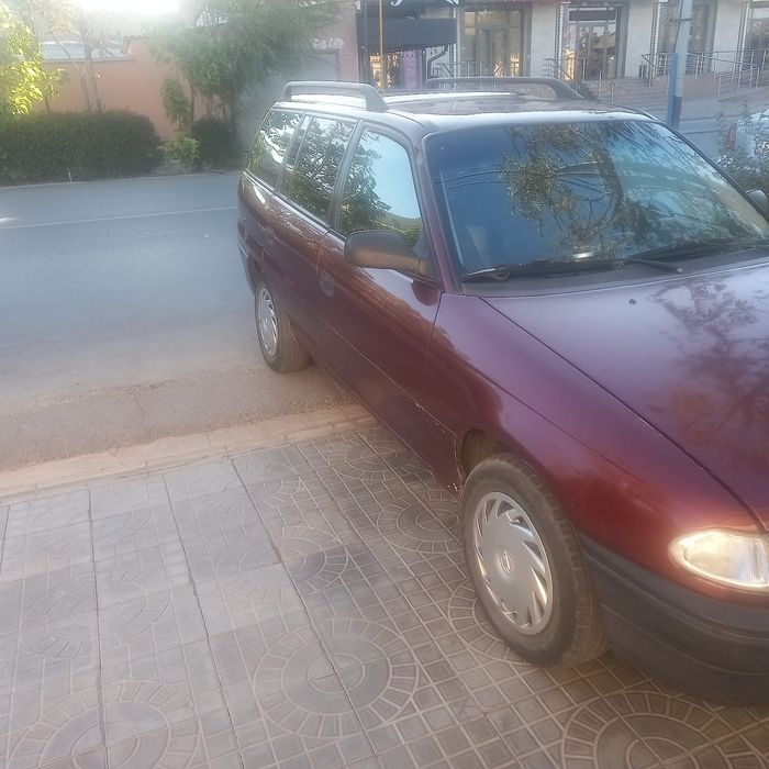 Опель астра универсал