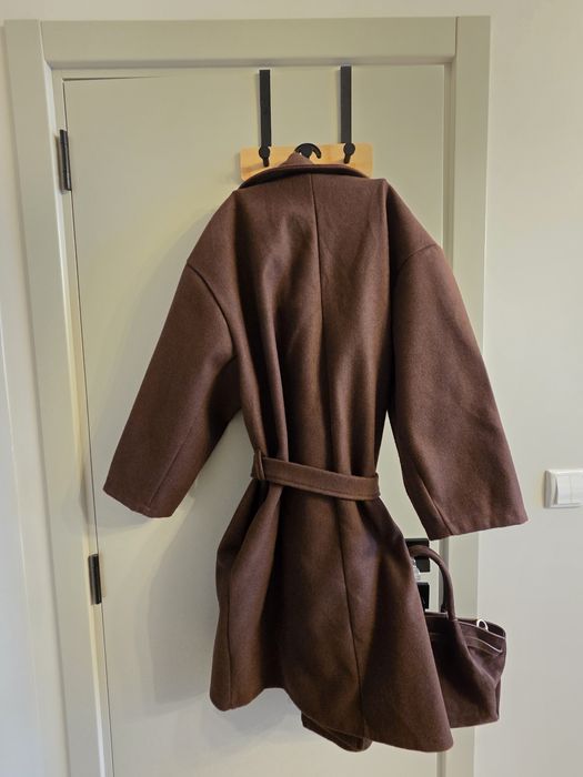 Кафяво палто универсален размер подарък чанта