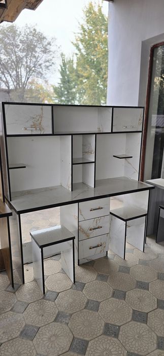 Harhil turdagi mebellar bizada Universal bebellar