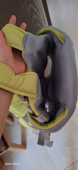 Кенгуро в много добро състояние,пидходящ за момиче и момче +подарък