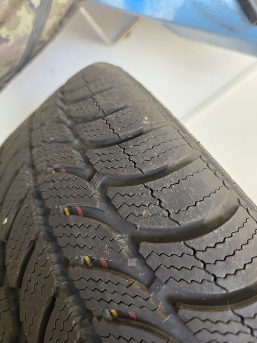 Vând roți Mazda 6     205 55 R16