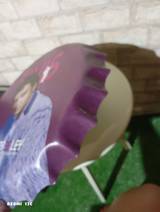 Метална капачка Елвис