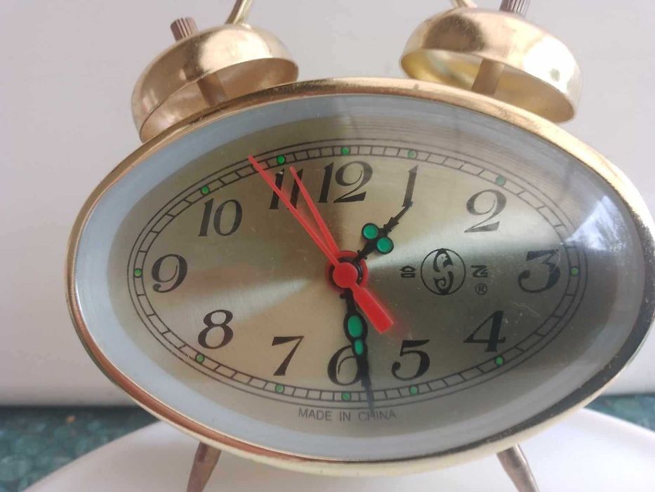Ceas desteptatorde masa/semineu-mecanic SANHAI .