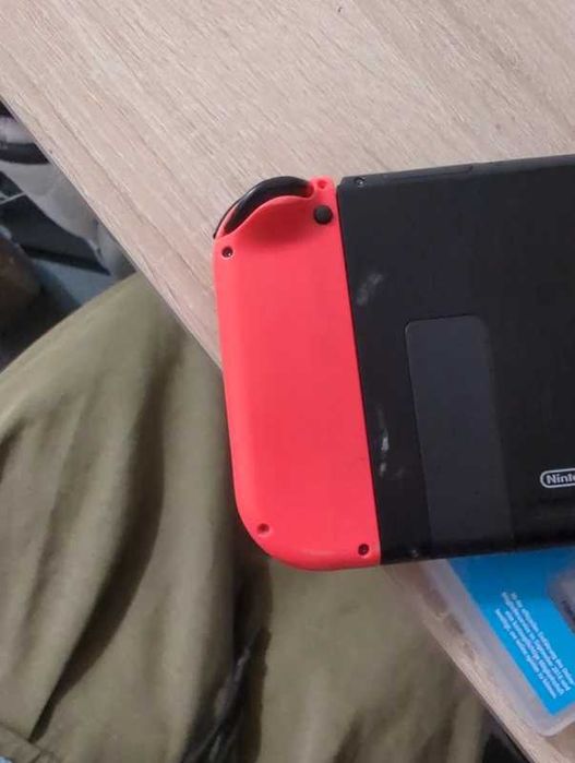 Nintendo switch + 1 Game