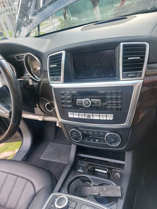 Mercedes  GL450 4-matic на части