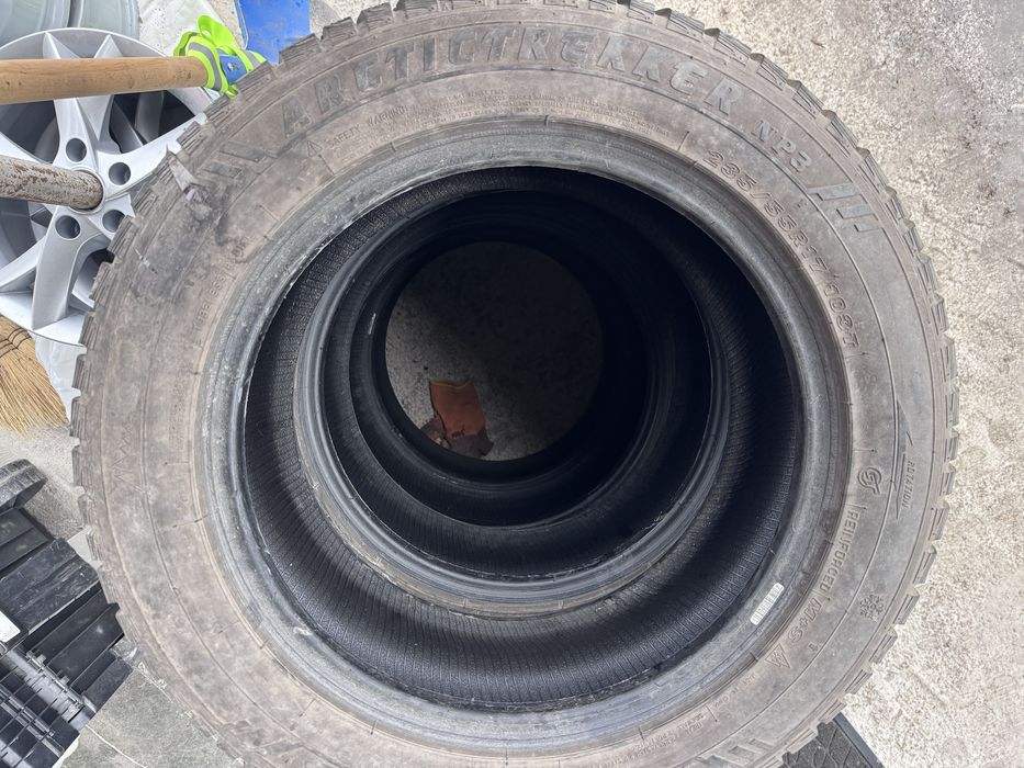 Зимние шины (балоны) R17 Maxiss