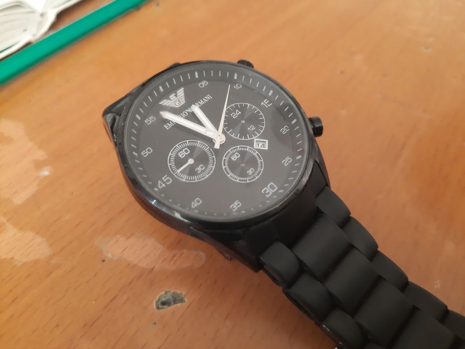 Продам часы оригинал EMPORIO ARMANI