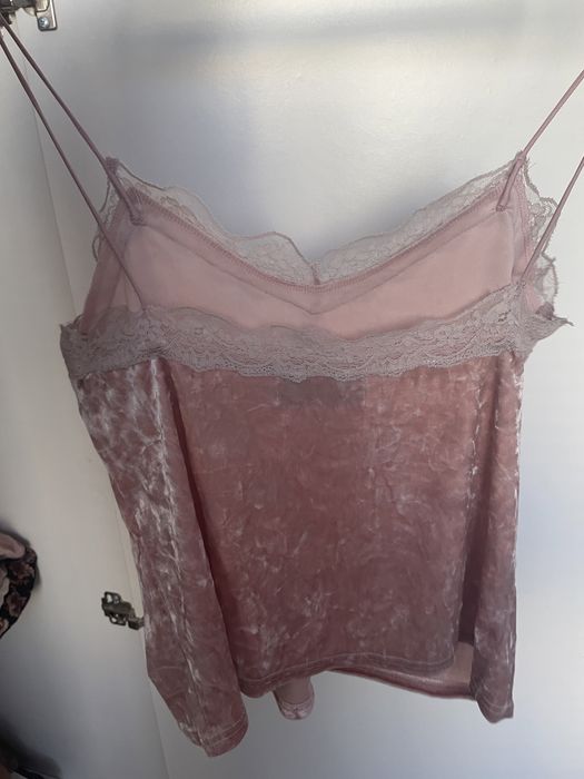 Розови блузки