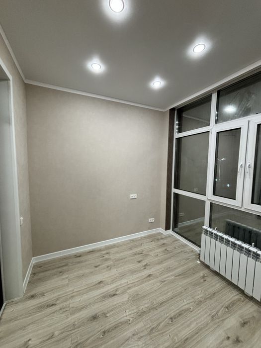 Поклейка обой, галтель