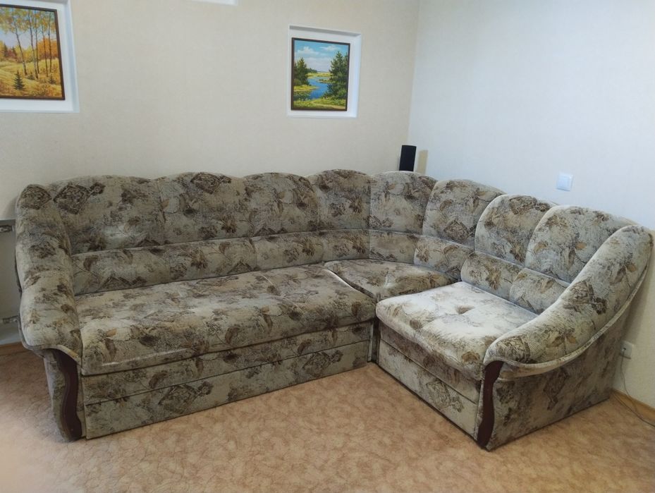 Продам диван и два кресла