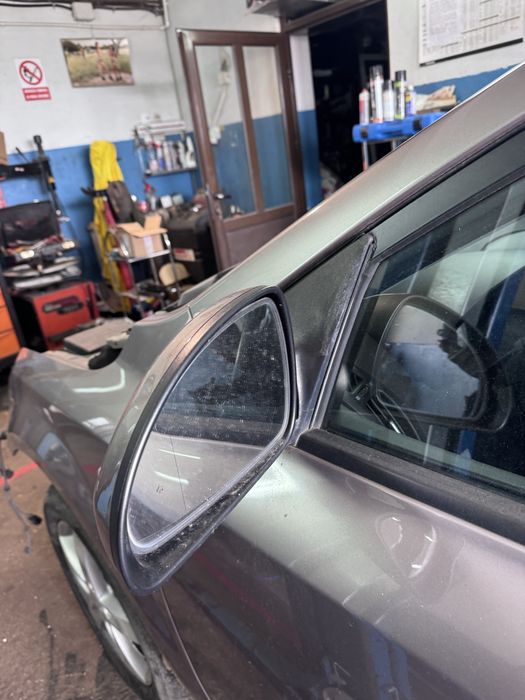 Oglinda stanga Kia Ceed 2007-2012