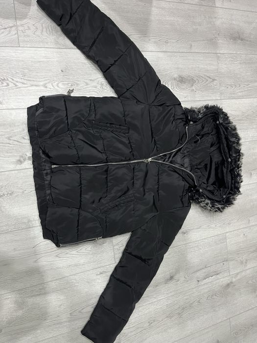 Дамски  якенца.