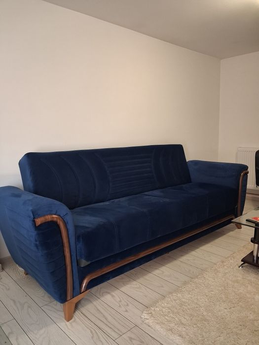 Canapea extensibila nefolosita