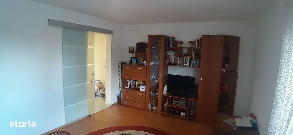 Vindem 2 camere Scriitorilor, parter cu balcon 68 mp — fotografia 3