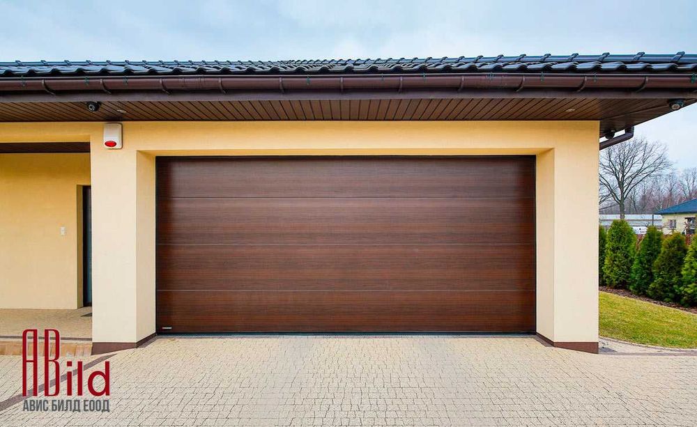 Надеждните гаражни врати. Ролетни, секционни; охранителни ролетки/щори