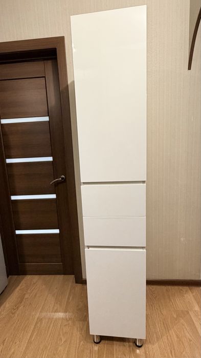 Шкафчик в ванную