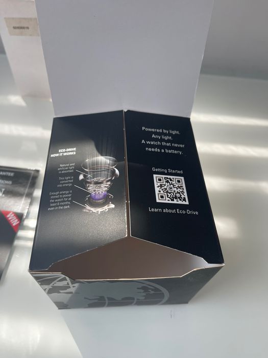 Часовник citizen eco drive titanium чисто нов