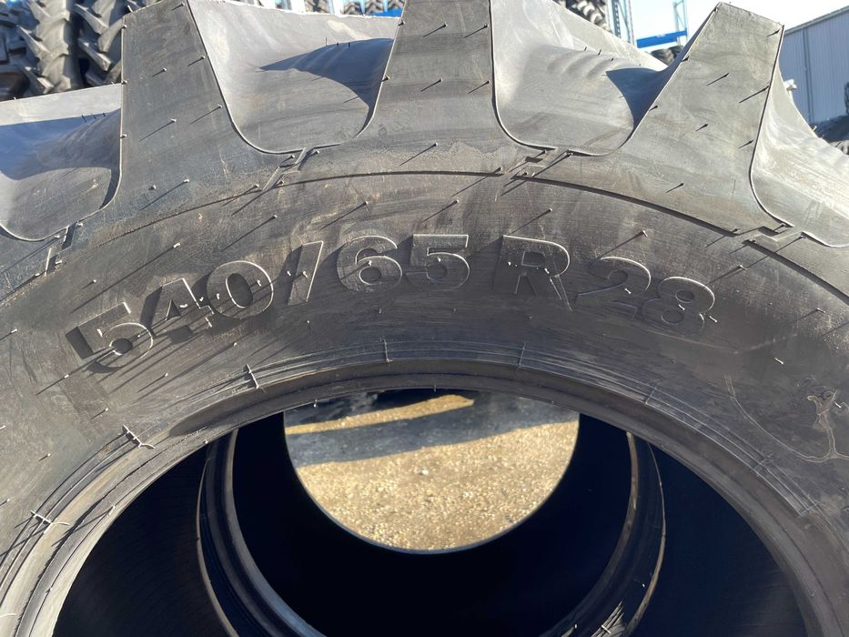 Cauciucuri radiale noi 540/65R28 pentru tractor fata NEW HOLLAND