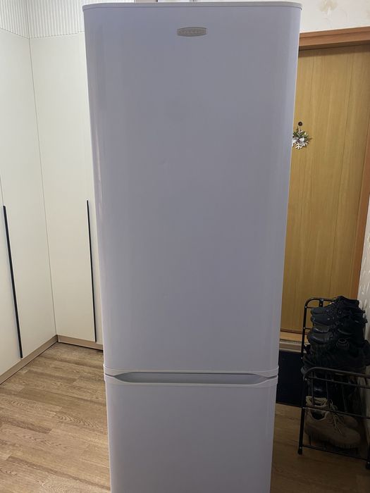 Продам холодильник Бирюса