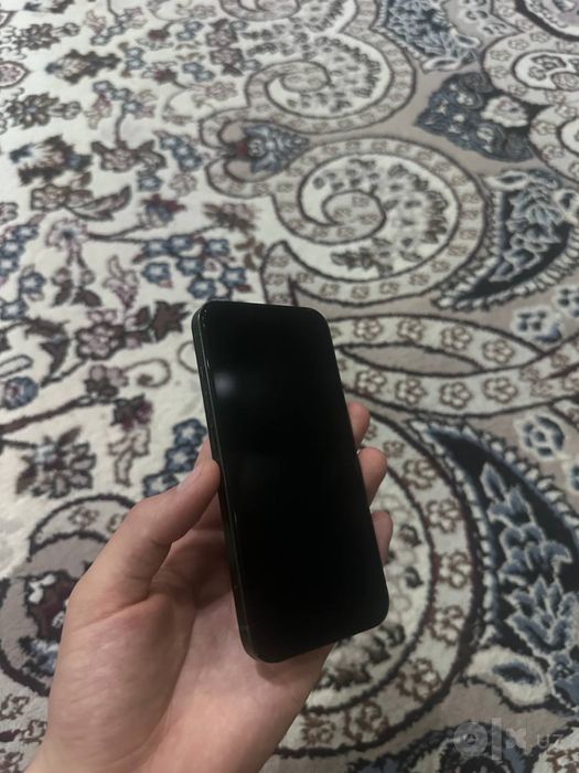 iphone 13. 128gb 79%