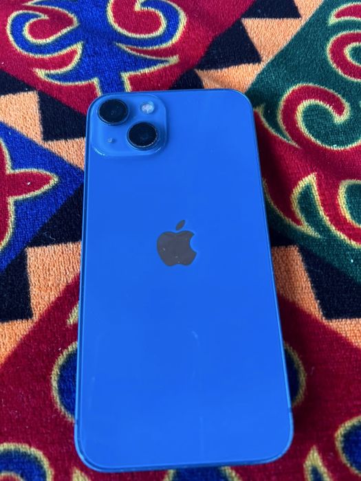 Продаю iphone  13