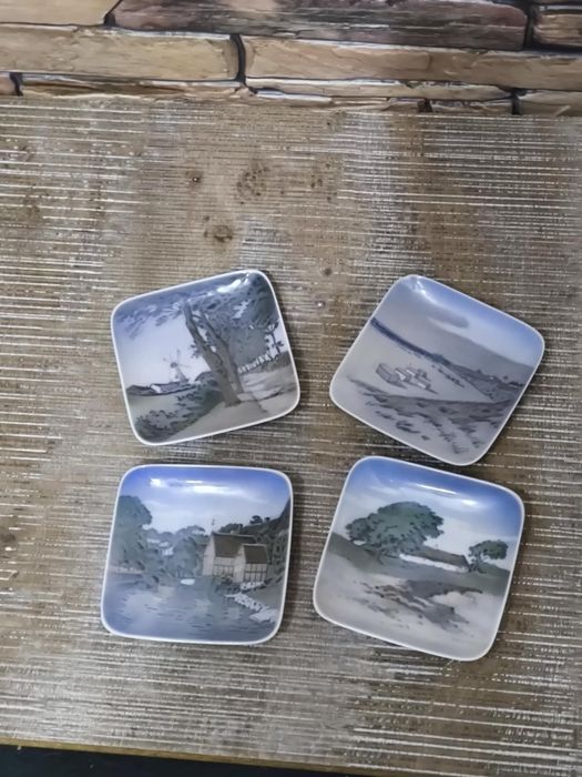 Малки чинии за стена