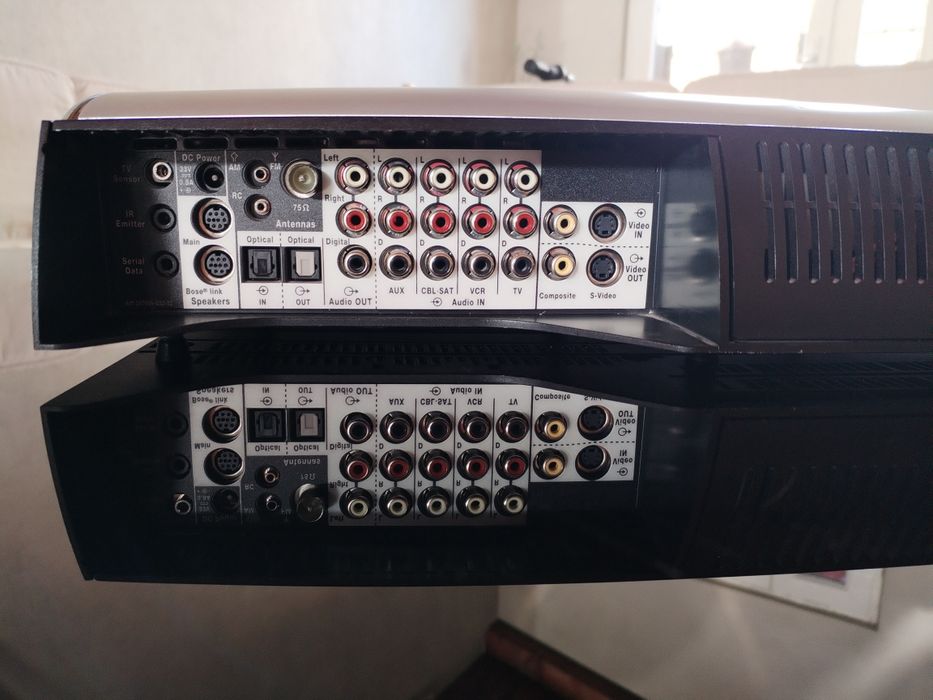 Consolă bose av 18