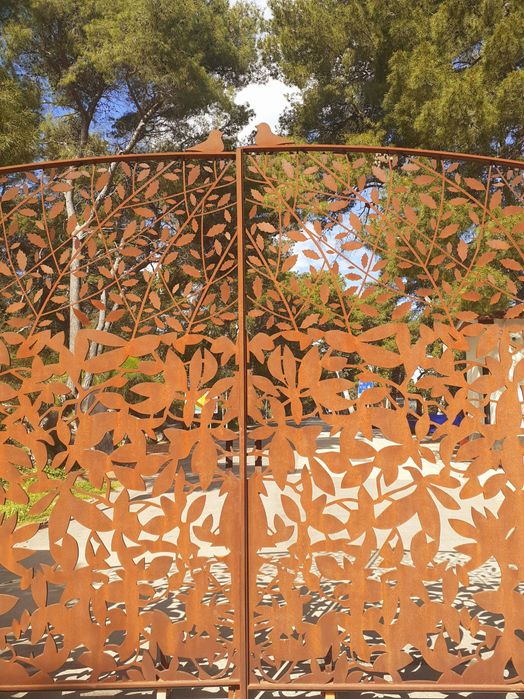 Frezare CNC MDF, PAL și Lemn | Panouri Decorative, Garduri, Mobilier