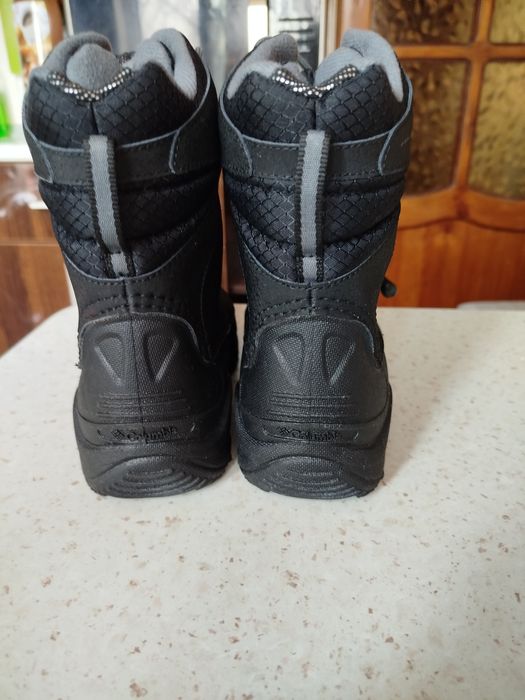 Зимние ботинки Columbia 35 размер ,привозные