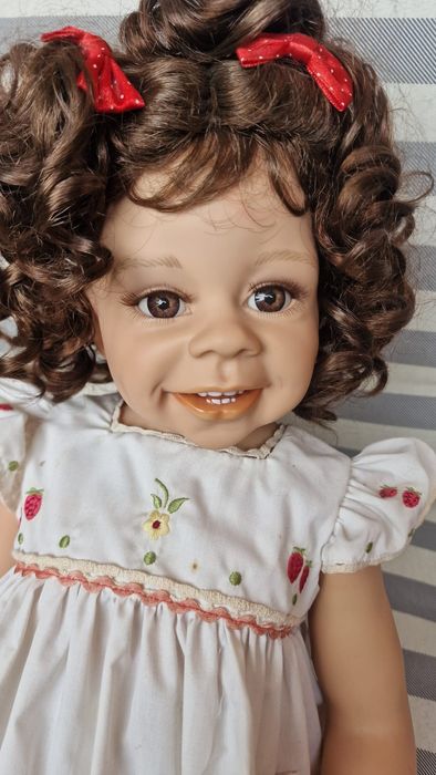 Papsusa Colectie, Judith by  Monika Levenig