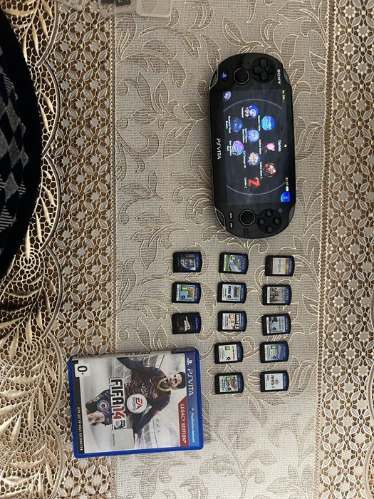 Ps vita 1000, 8gb, много игр
