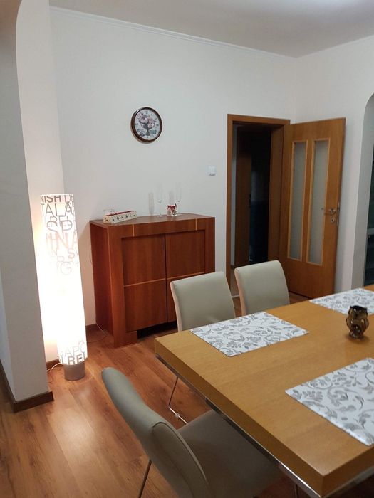 Дава се под наем Тристаен апартамент в Варна, Център - 115 кв.м за 787.95 € - Снимка #3