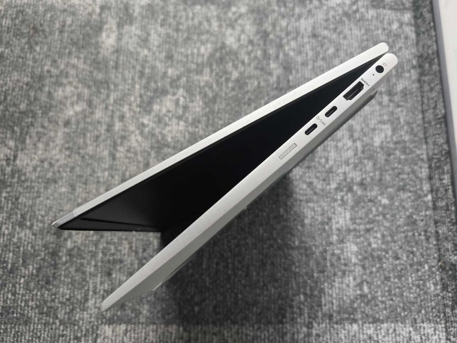 laptop HP EliteBook 845 G7 utilizat