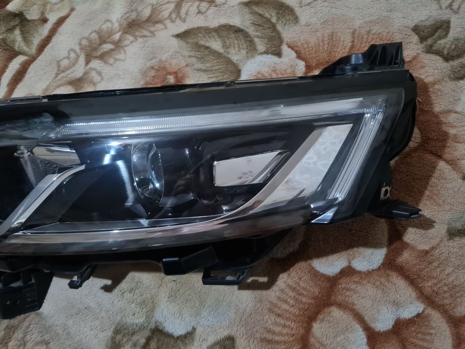 Фара на рено колеос 2 галогенная