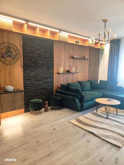 Inchiriez apartament 2 camere+curte 65 mp