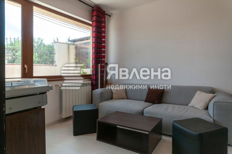 Продава се Къща в Варна, м-т Траката - 201 кв.м за 1966 €/кв.м - Снимка #8