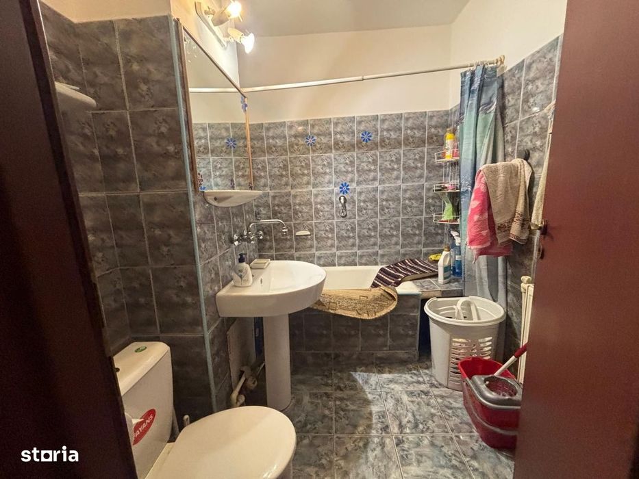 Apartament 3 camere V. Alecsandri