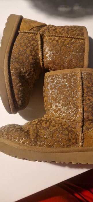 Gete ugg  marimea 29